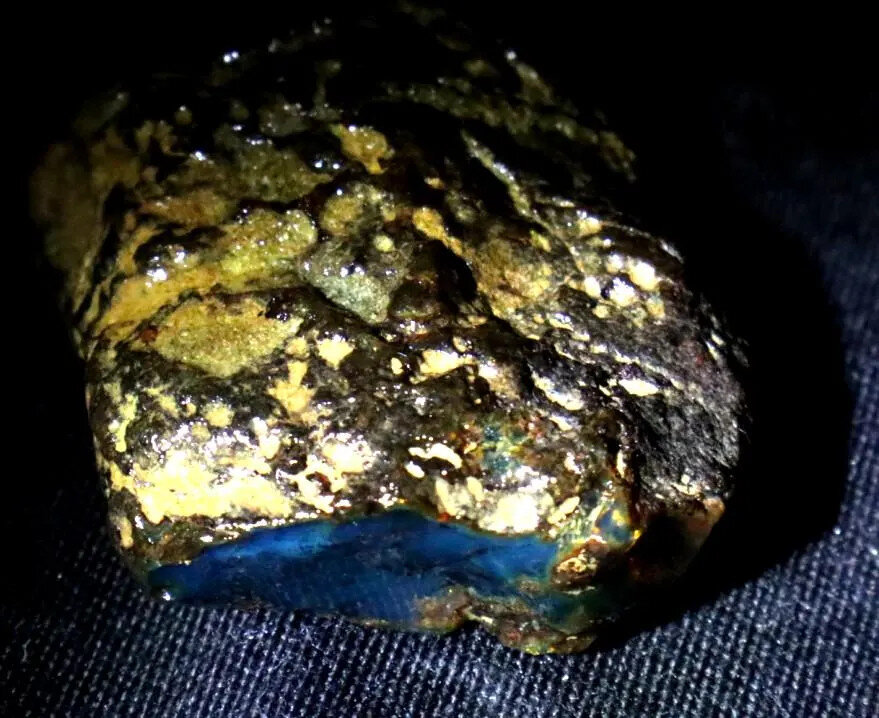 Outstanding Natural Dominican Clear Deep Blue Amber Rough Specimen 46mm 14g – photo 5