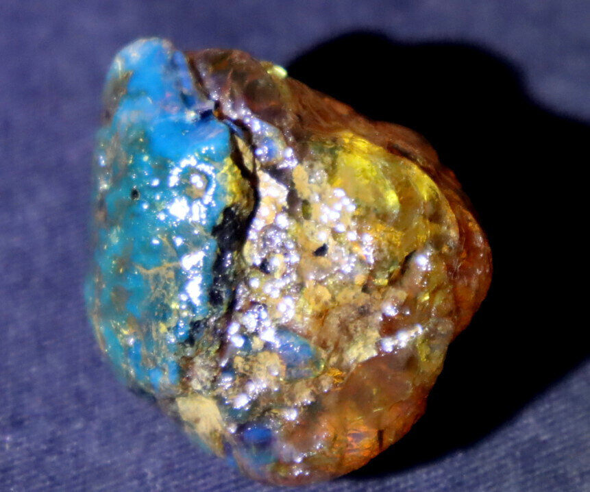 Impressive Natural Dominican Clear Sky Blue Amber Rough Specimen 36mm 14.1g – photo 5