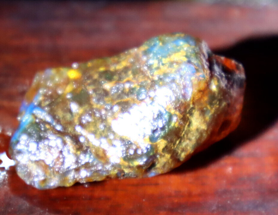 Excellent Natural Dominican Crystal Clear Volcanic Blue Amber Rough Specimen 10g – photo 6