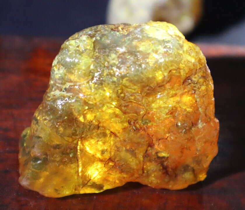 Natur. Dominican Crystal Clear Light Blue YELLOW Amber Rough Specimen 46mm 27.4g – photo 4