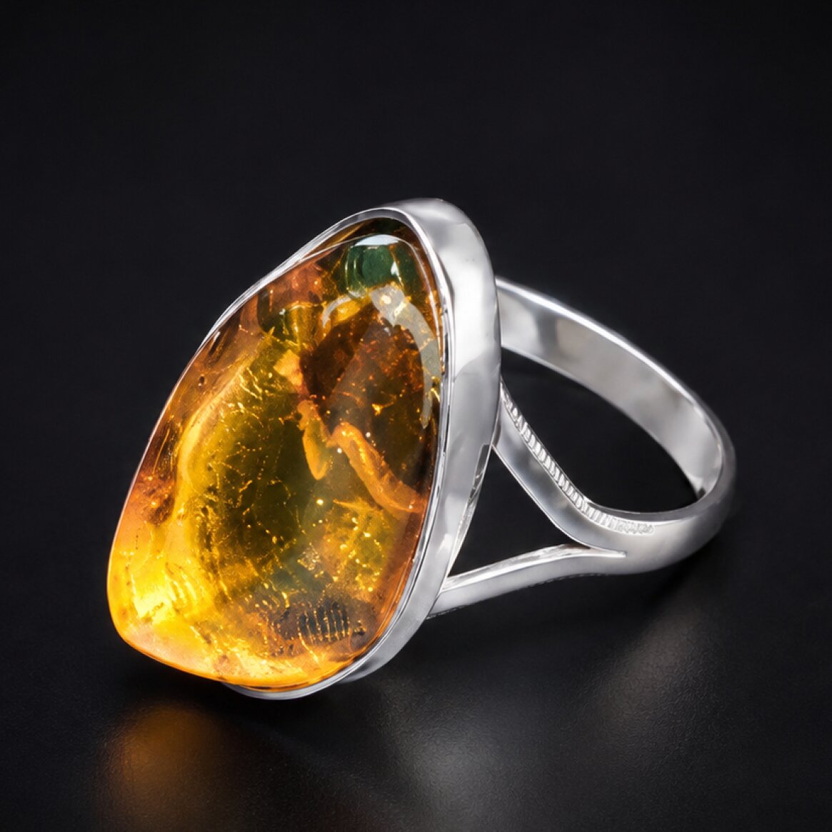 Distinctive Clear Orange Dominican Amber 925 Sterling Silver Ring #7 – photo 2