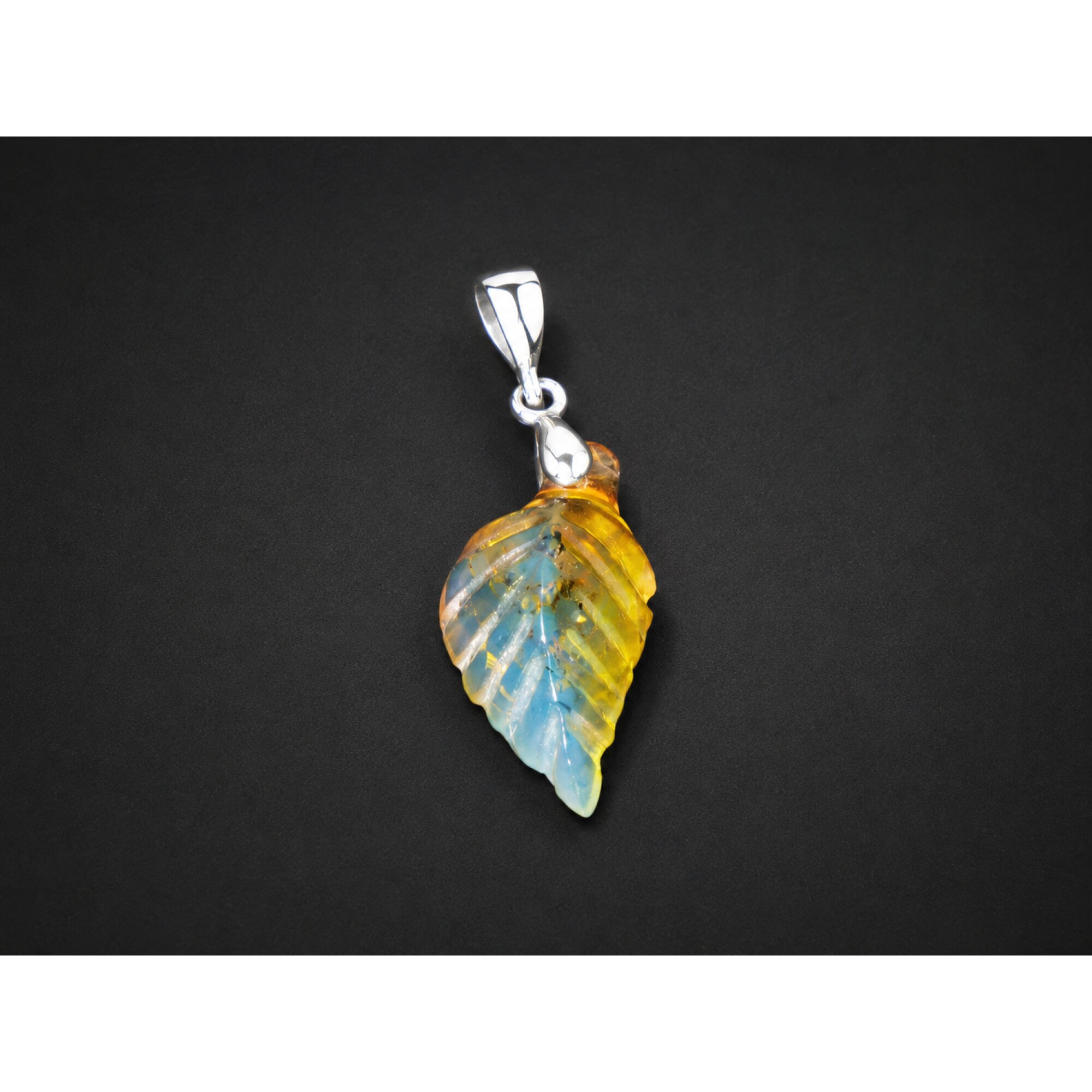 Clear sky blue Natural Dominican Amber leaf 925 Sterling Silver Pendant 33 mm – photo 2