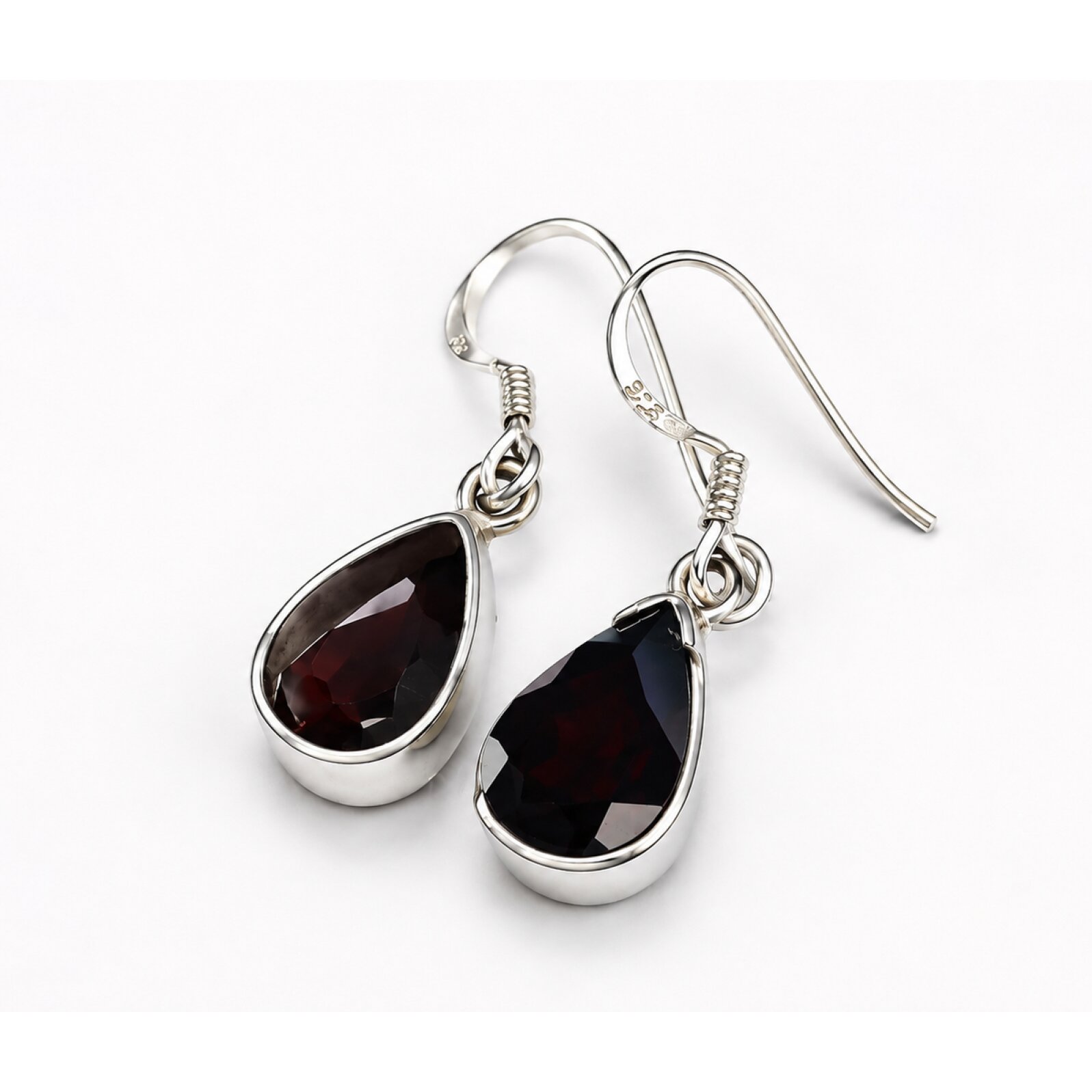 Clear brown red Almandine Garnet teardrop 925 Sterling Silver Earrings 31 mm