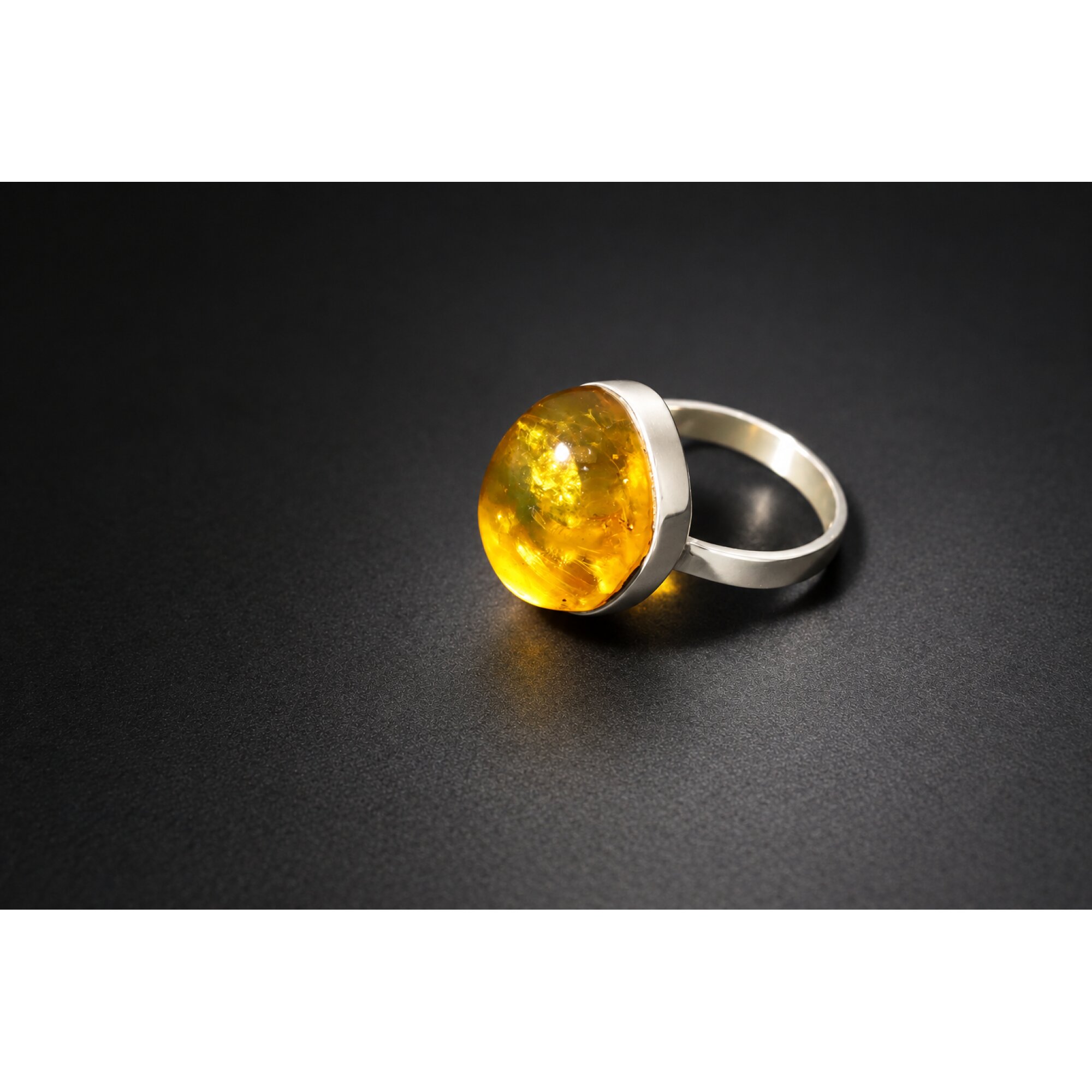 Elegant yellow Dominican amber sterling silver ring size 7.75 – photo 3