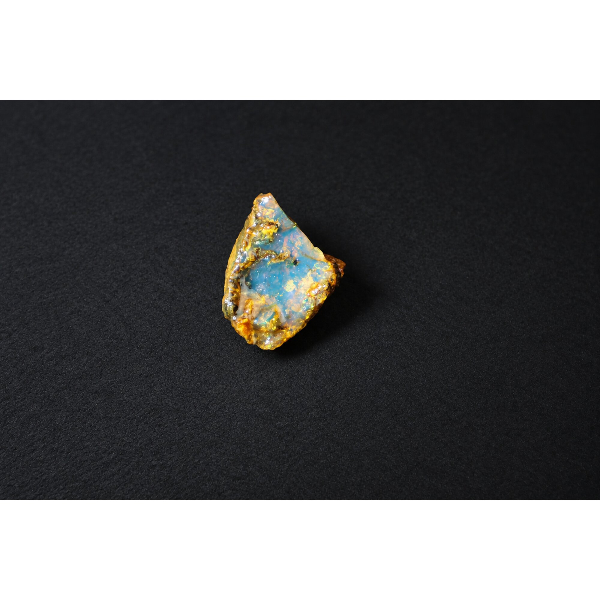 Real royal blue rough specimen Dominican amber 27mm – photo 8