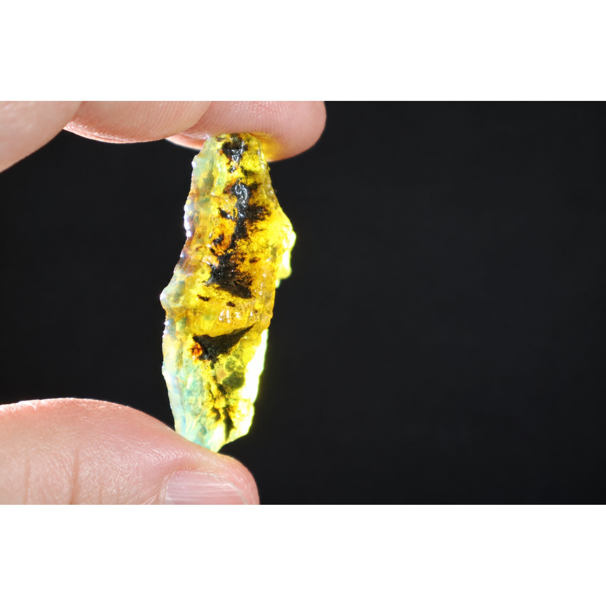 Authentic deep blue rough specimen Dominican amber 46mm – photo 2