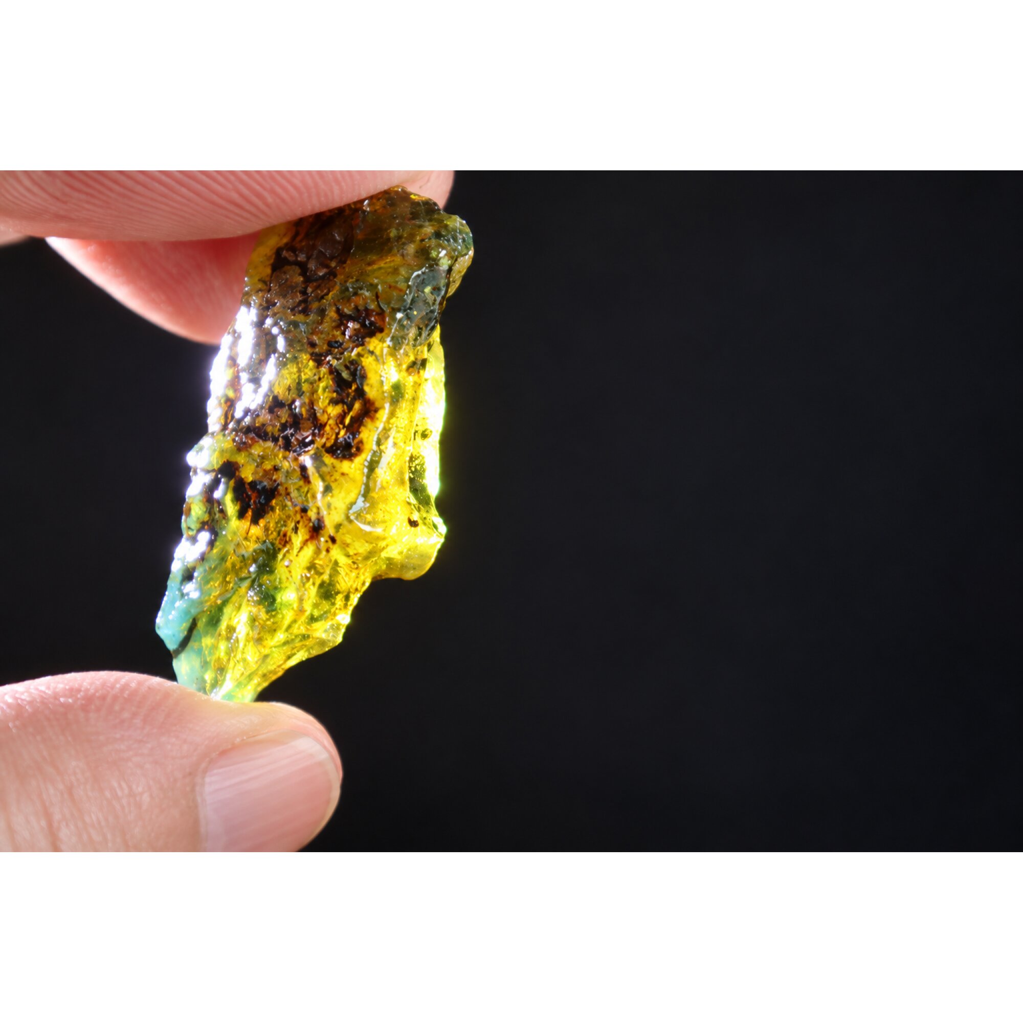 Authentic deep blue rough specimen Dominican amber 46mm – photo 11