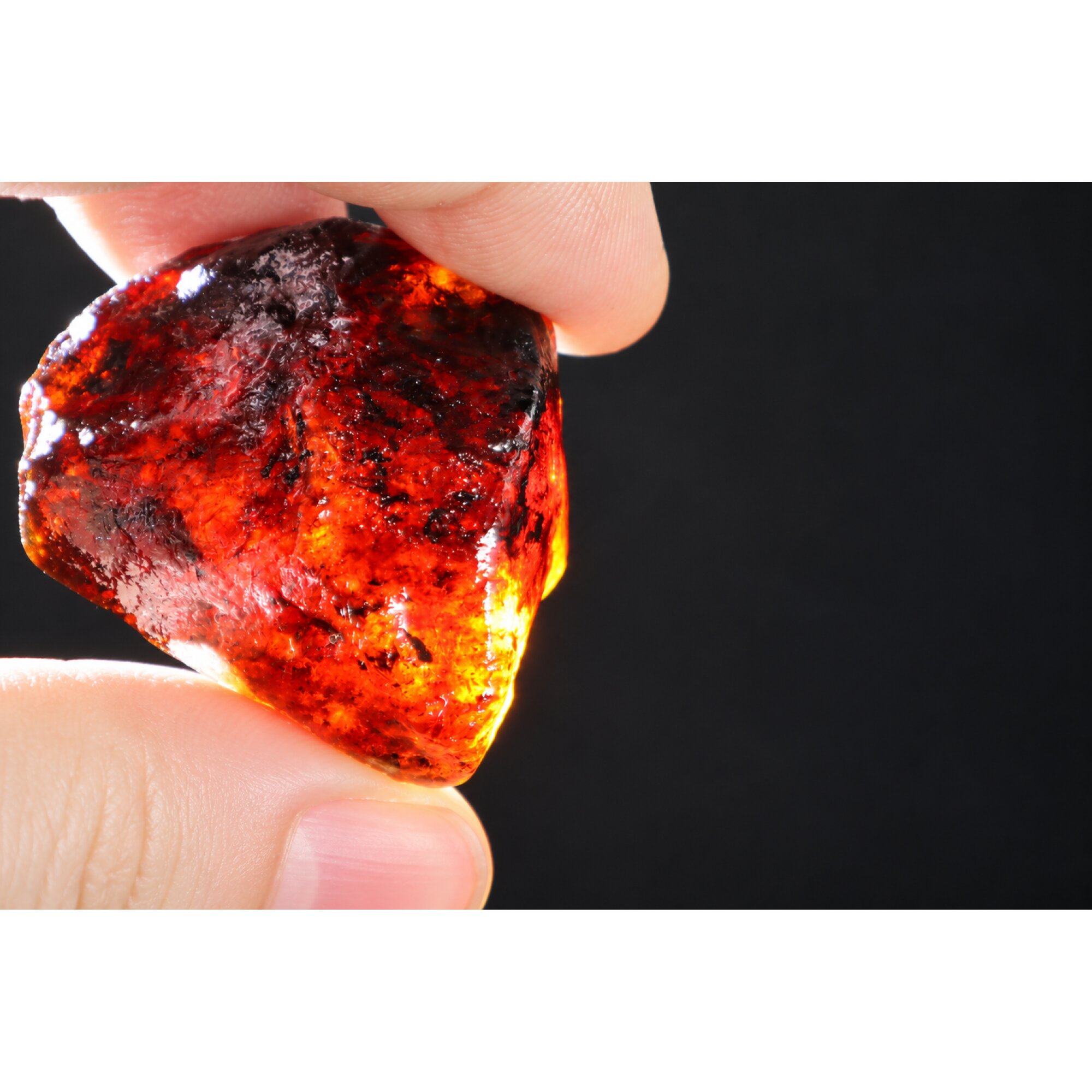 Authentic red peel blue rough specimen Dominican amber 42mm – photo 11