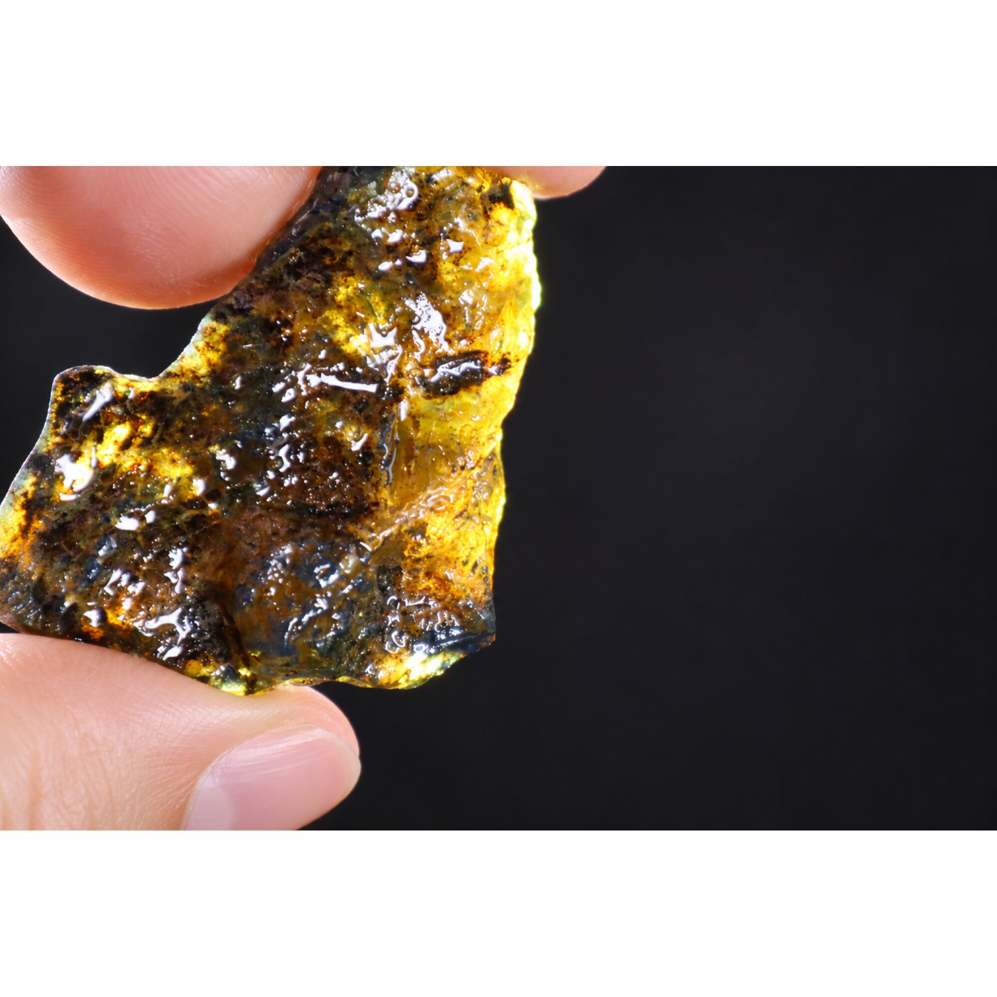 Authentic sky blue rough specimen Dominican amber 44mm – photo 3