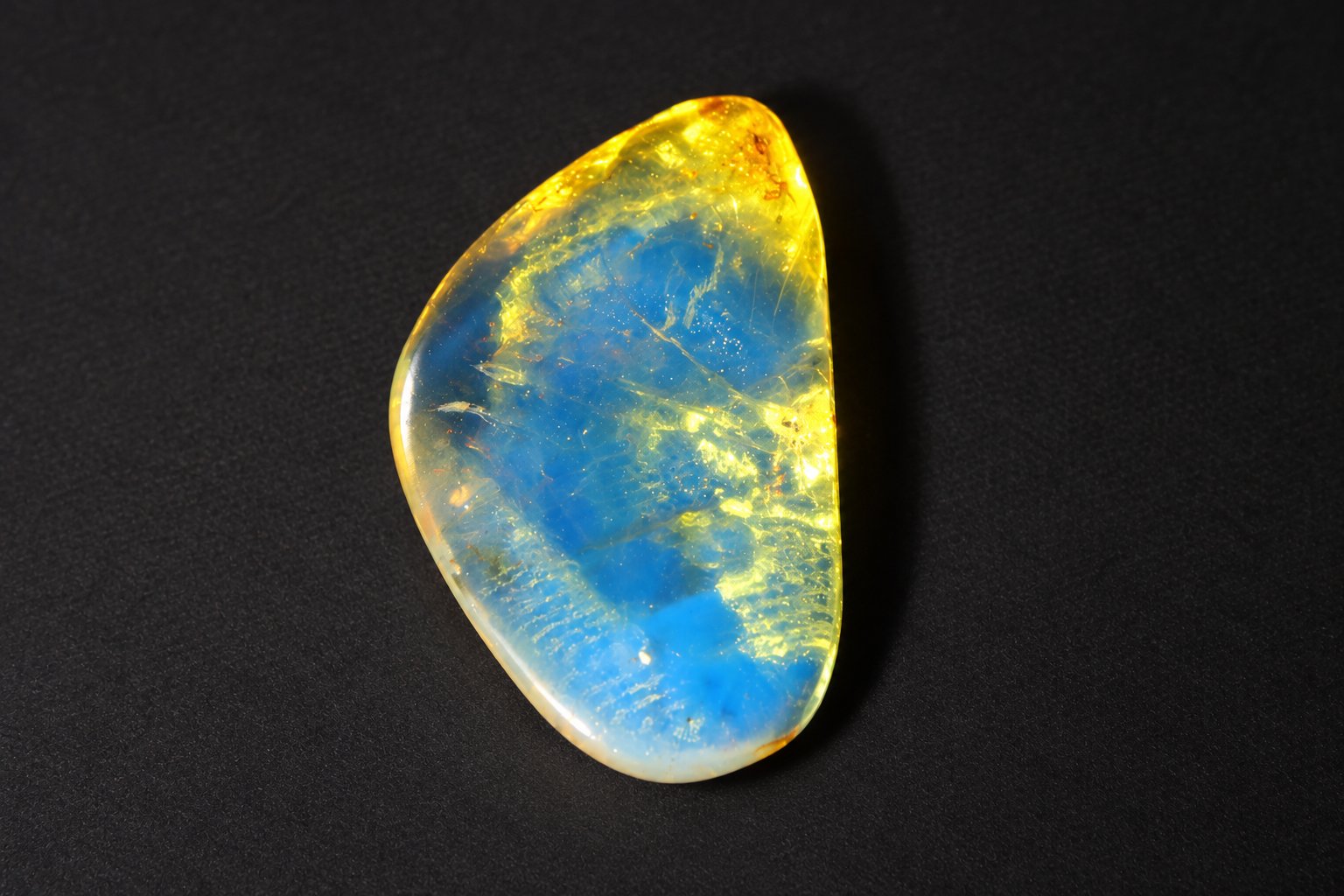 Authentic deep blu e polished Dominican amber – photo 8