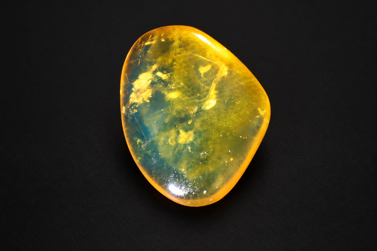 Genuine light blue polished Dominican amber – photo 7