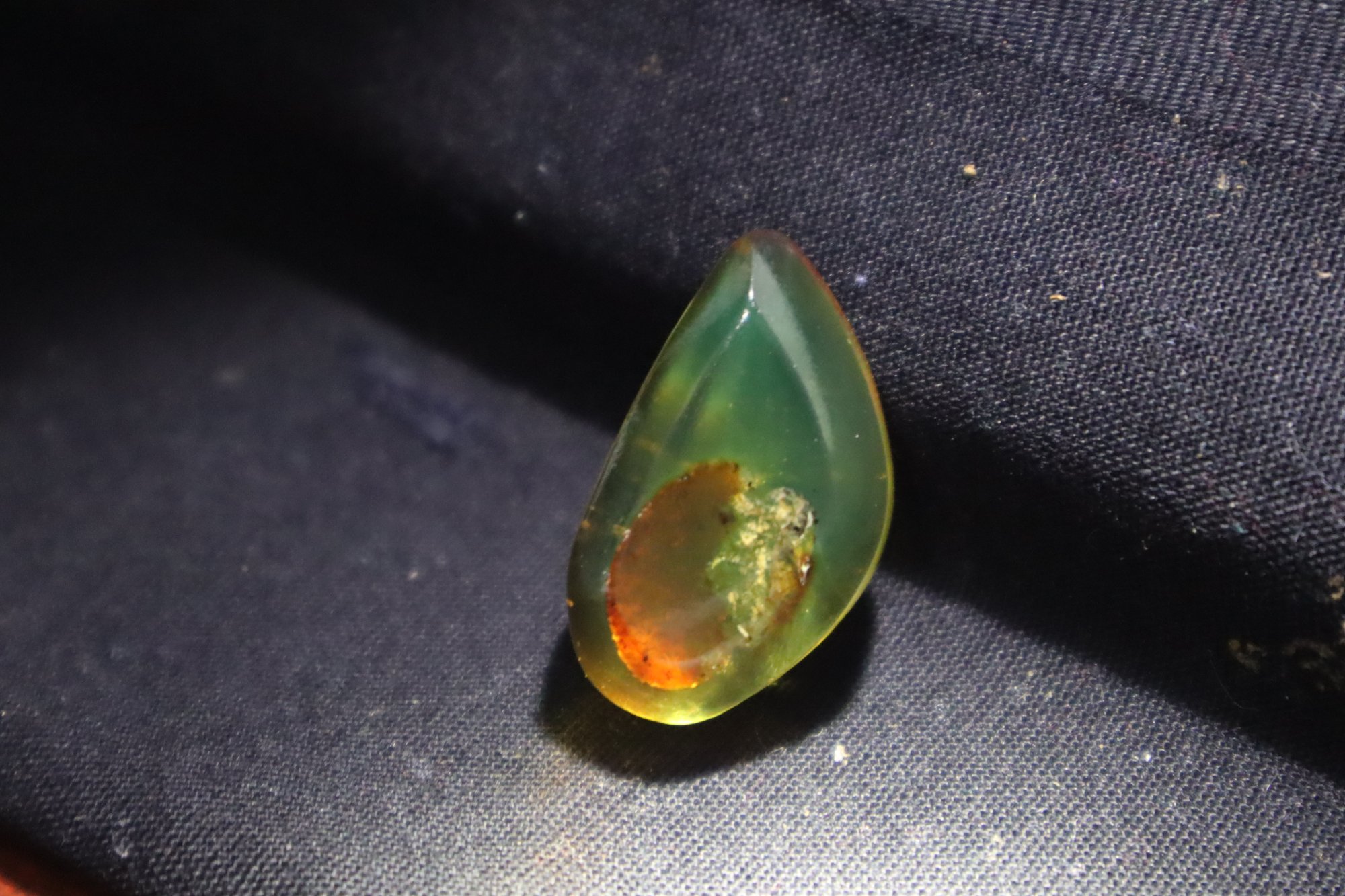 Real orange green polished Dominican amber 31mm – photo 10