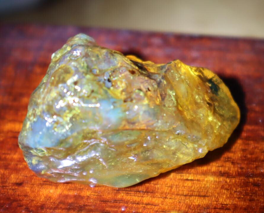Exquisite Natural Dominican Crystal Clear Yellow Blue Amber Rough Specimen 46mm – photo 9