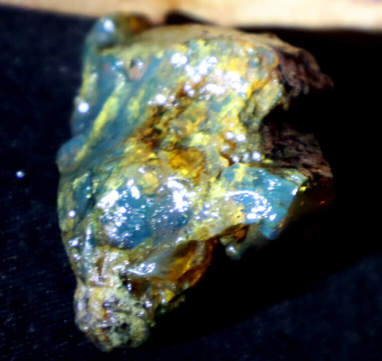 Lovely Natural Dominican Translucent Sky Blue Amber Rough Specimen 42mm 13.2g – photo 5