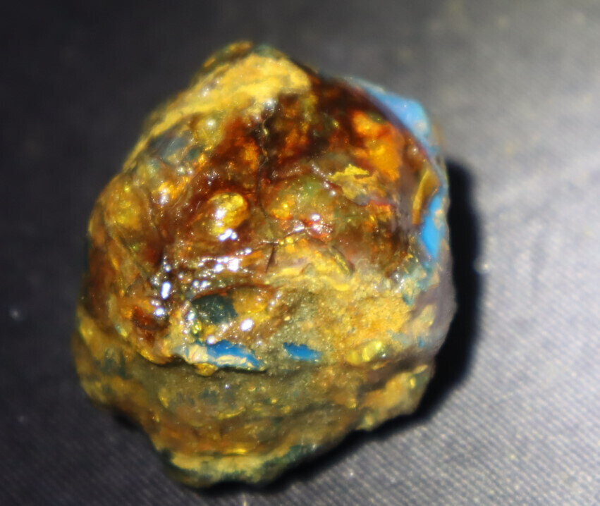 Rarest Natural Dominican Translucent Deep Blue Amber Rough Specimen 31mm 14.3g – photo 5