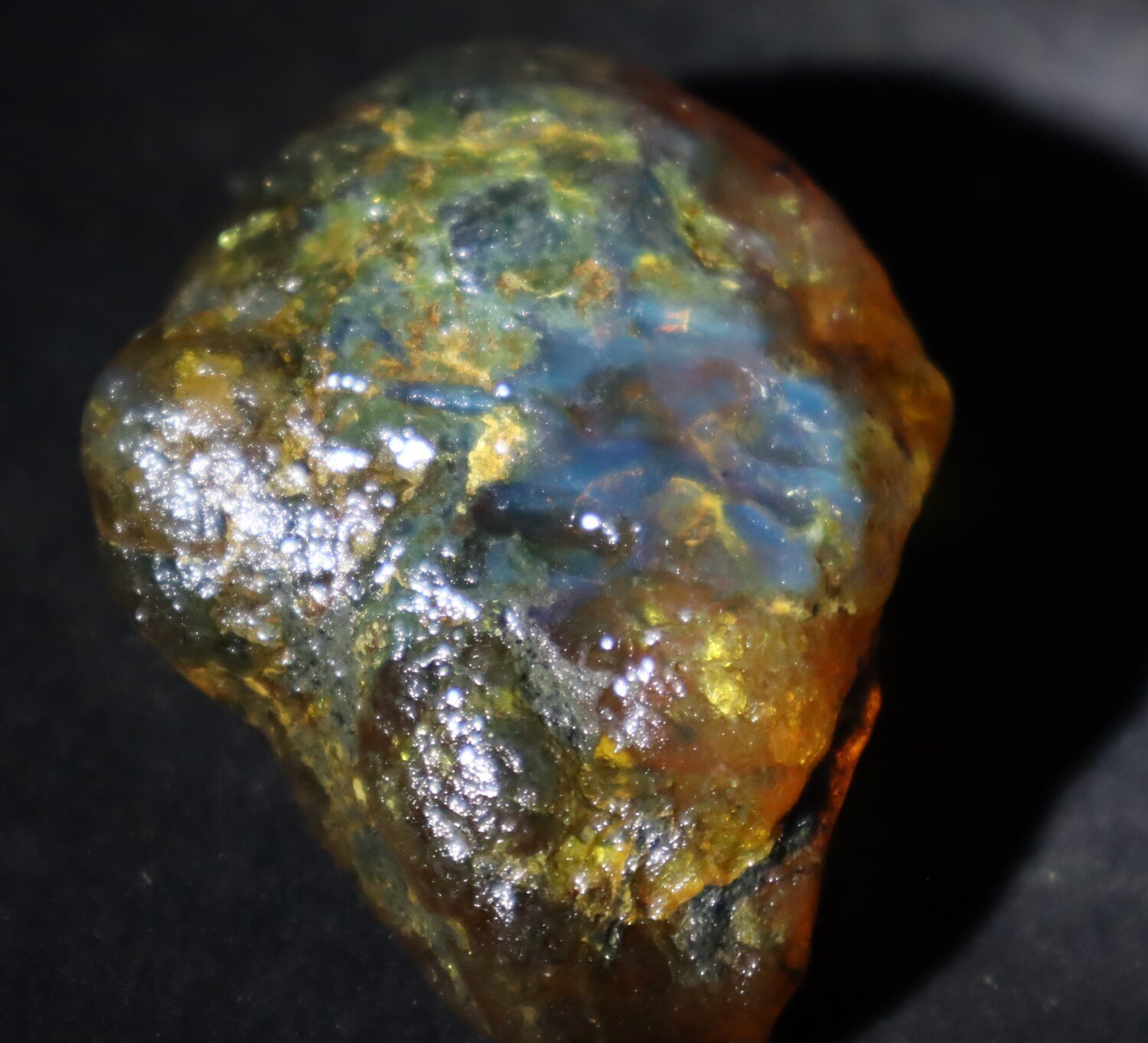 Impressive Natural Dominican Clear Light Blue Amber Rough Specimen 67mm 48.9g – photo 5