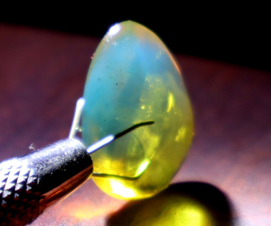Exquisite Natural Dominican Clear Sky Blue Amber Polished Stone 22mm – photo 12