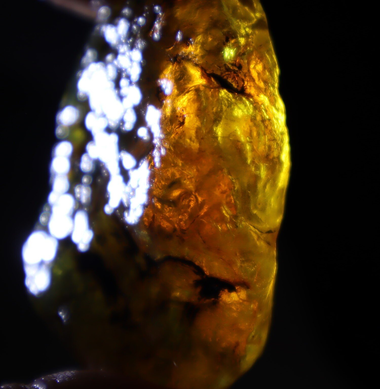 Natural Dominican Blue Amber Rough Specimen 53mm 26.2g Clear Yellow – photo 9