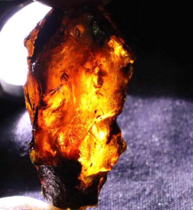 Exquisite Natural Dominican Clear Orange Blue Amber Rough Specimen 50mm 17.8g – photo 5