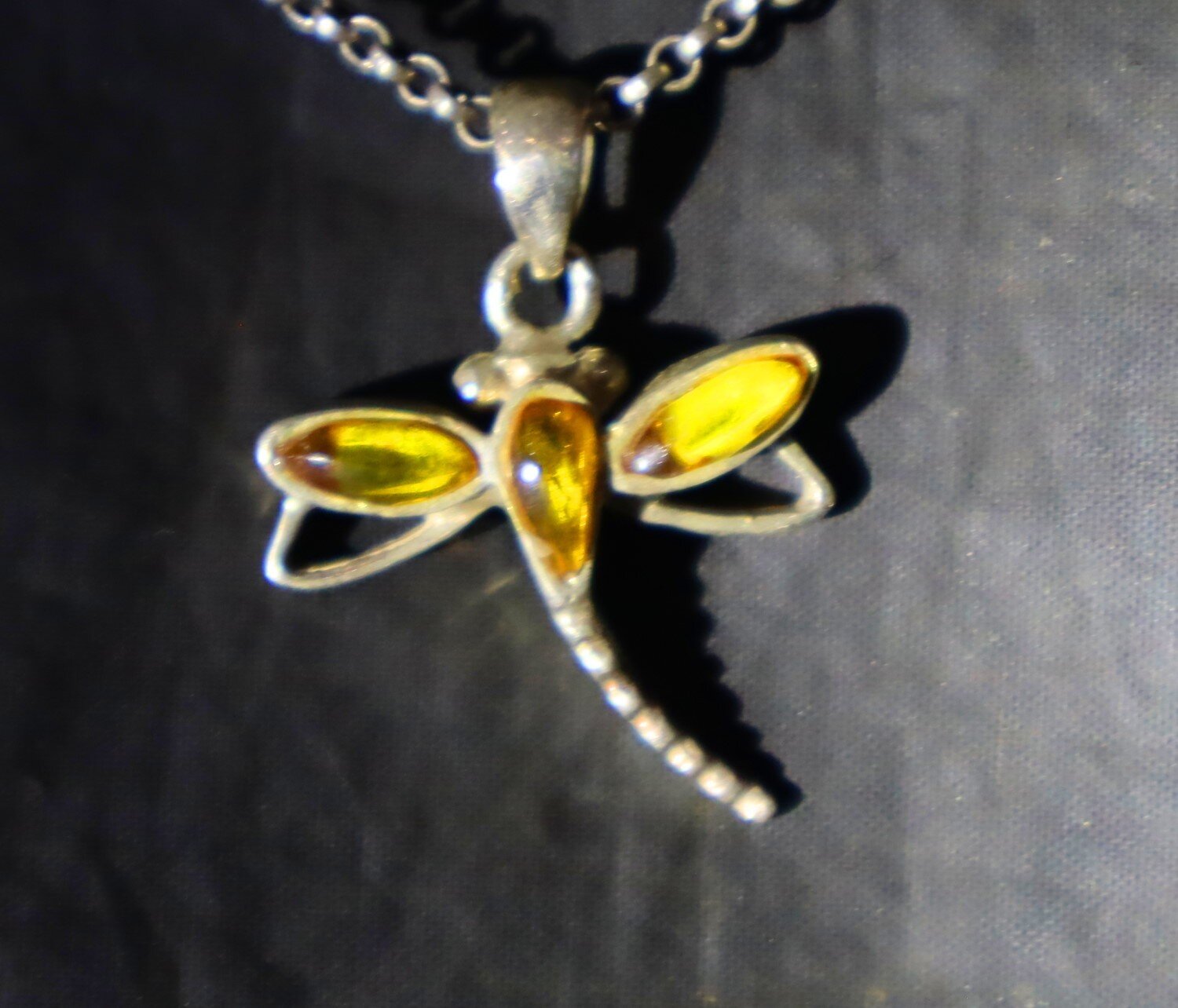 Lovely Natural Clear Amber solid .925 Sterling Silver Dragonfly Pendant 35mm – photo 6