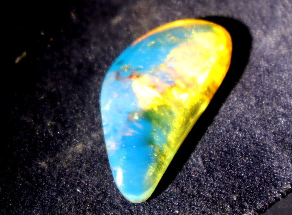 Charming Design Natural Dominican Clear Deep Blue Amber Polished Stone 32mm – photo 8