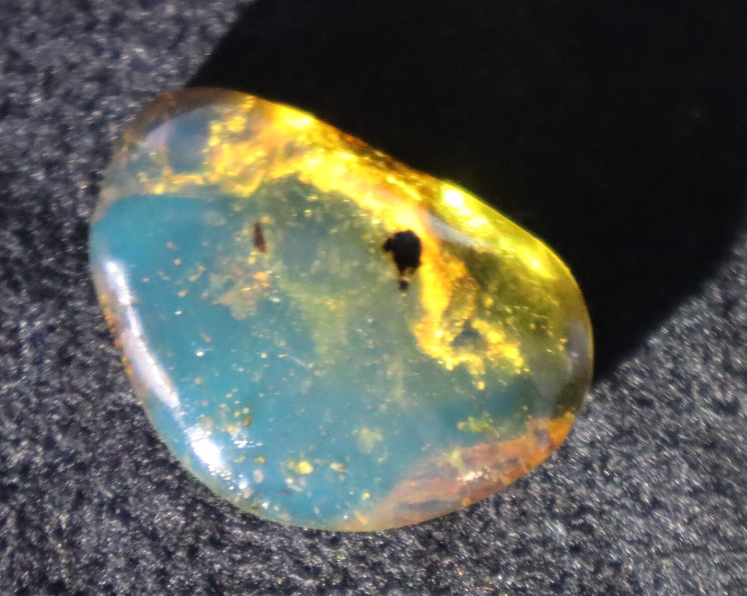 Splendid Natural Clear Sky Blue Amber Cabochon polished Stone 25mm – photo 6